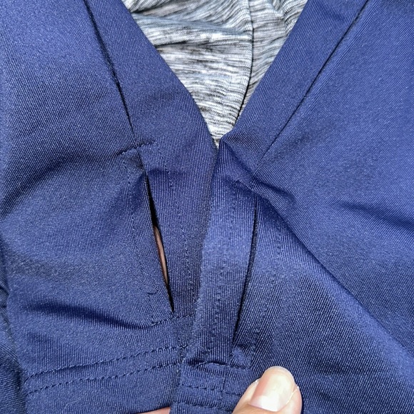 MLB New York Yankees Baseball Gray Navy Blue Women’s Hoodie Size M - Picture 7 of 7